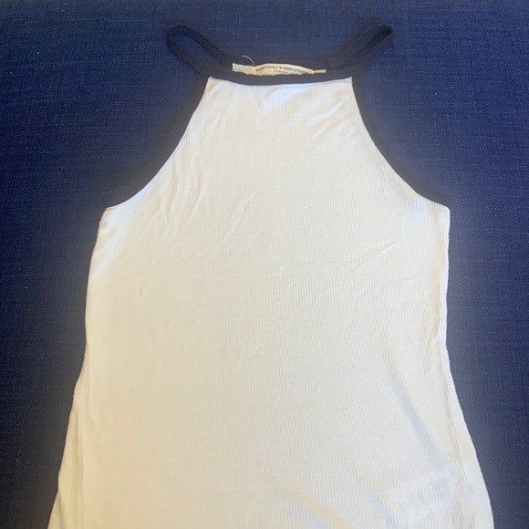 white urban top - sheer - Picture 1 of 3